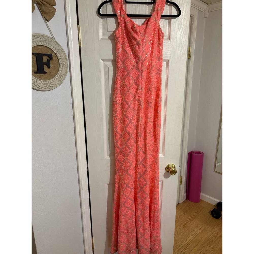 Elegant Sequin Coral Off-Shoulder Dress - Picture 6 of 10